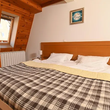 310- Vucko Privatni Appartamento