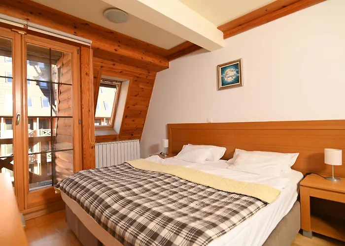 310- Vucko Privatni 4*